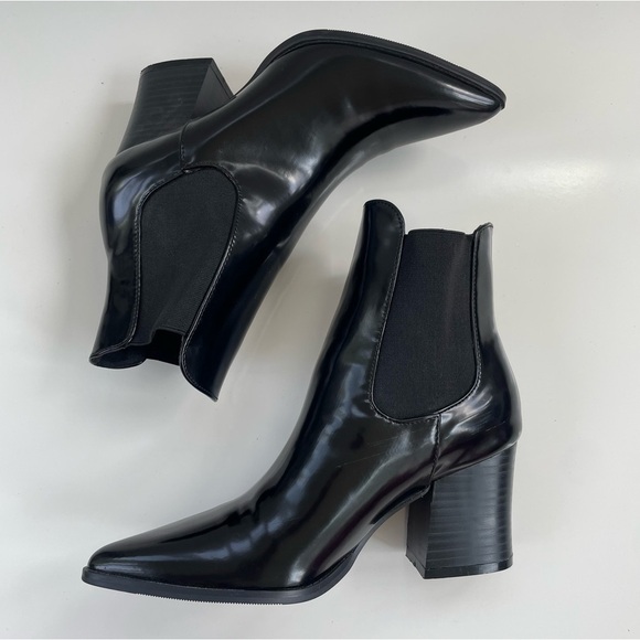 Forever 21 Shiny Black Pointy Toe Faux Leather Ankle Booties Size 6, NWOT - Picture 4 of 9